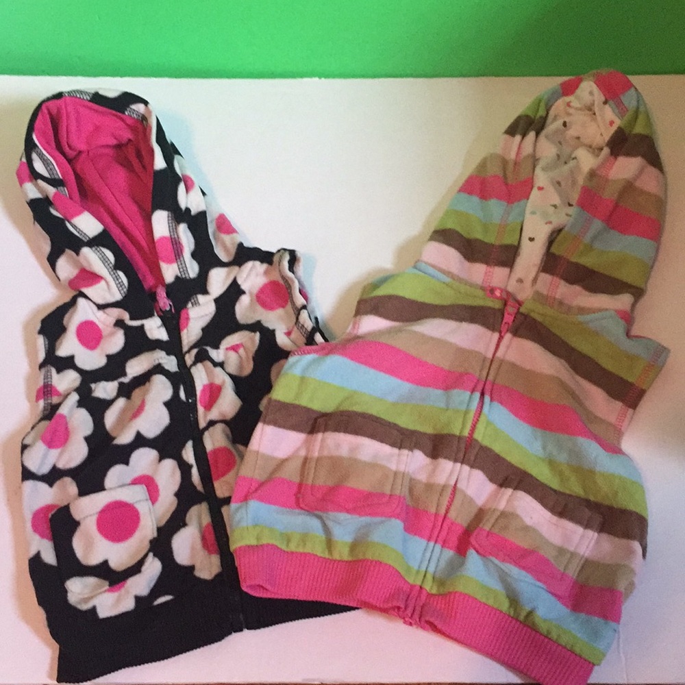 Carter’s vest bundle size 18 months